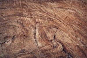 Planche de bois pour table rivière : guides et astuces pour un choix réussi